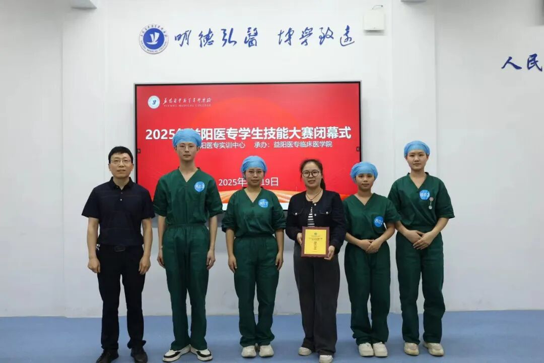 feecc91fe921de450c17b4cb8e514470.jpg